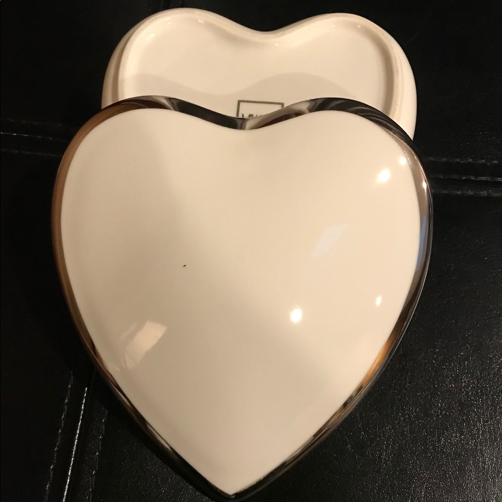 Heart ❤️ Box - Picture 4 of 9